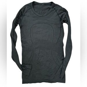 Lululemon swiftly tech long sleeve Black ***READ***